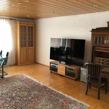 Wohnung Fuer 4 Personen, 2 Schlafzimmer, 2 Parkplaetze, Wlan 康斯坦茨 外观 照片