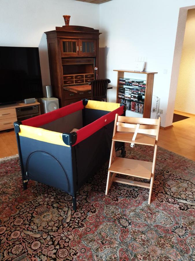 Wohnung Fuer 4 Personen, 2 Schlafzimmer, 2 Parkplaetze, Wlan 康斯坦茨 外观 照片