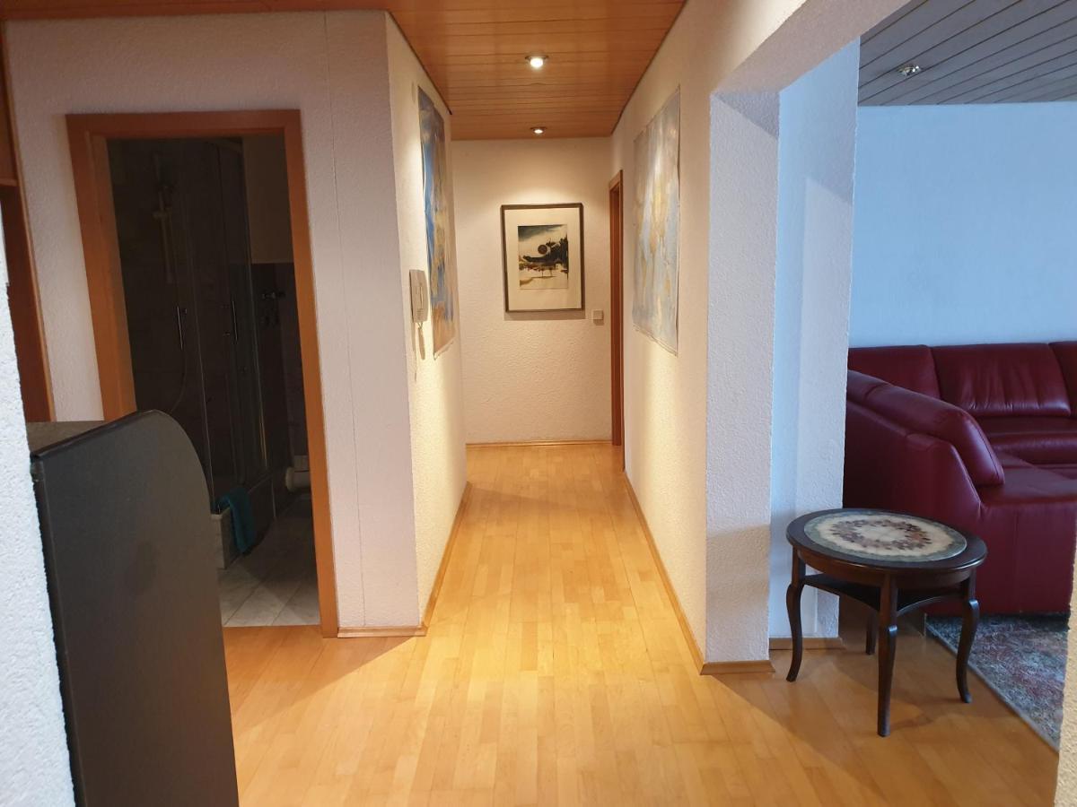 Wohnung Fuer 4 Personen, 2 Schlafzimmer, 2 Parkplaetze, Wlan 康斯坦茨 外观 照片