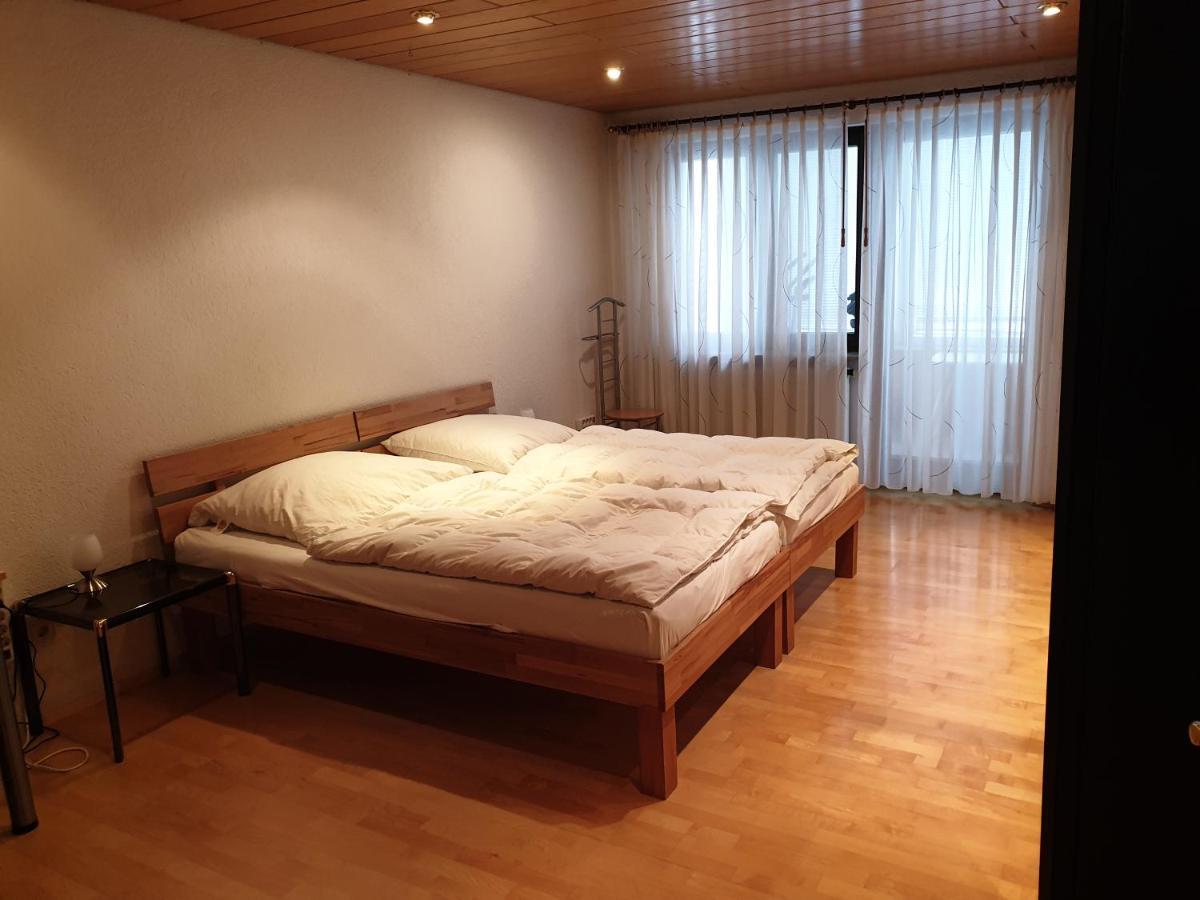 Wohnung Fuer 4 Personen, 2 Schlafzimmer, 2 Parkplaetze, Wlan 康斯坦茨 外观 照片