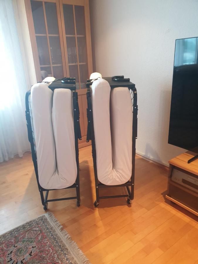Wohnung Fuer 4 Personen, 2 Schlafzimmer, 2 Parkplaetze, Wlan 康斯坦茨 外观 照片