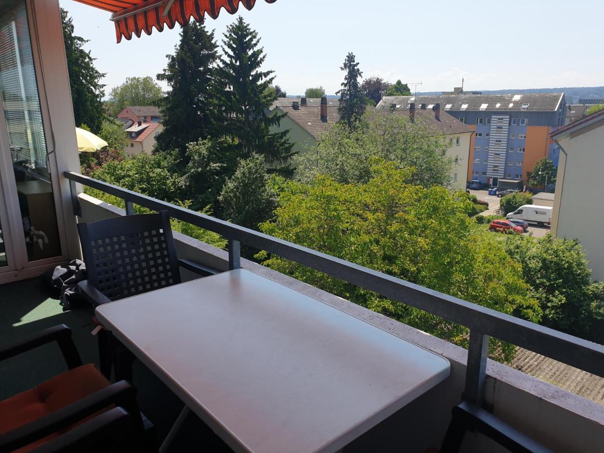 Wohnung Fuer 4 Personen, 2 Schlafzimmer, 2 Parkplaetze, Wlan 康斯坦茨 外观 照片